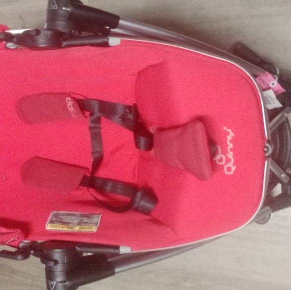 Quinny TriCycle Stroller - Picture 3 of 5